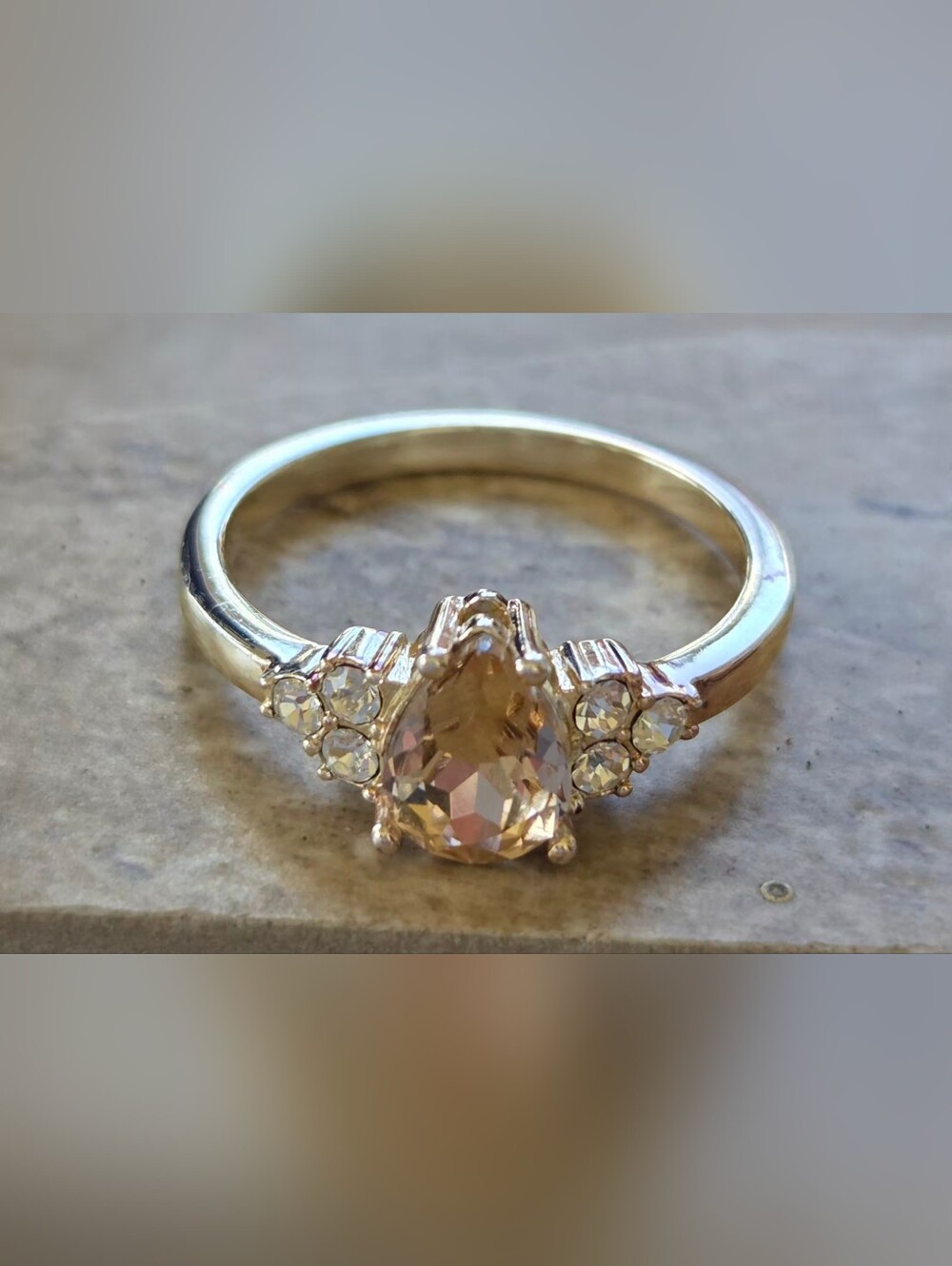 STUNNING Silver Plated Pear Cut Amber Yellow Cluster Ring Size 8